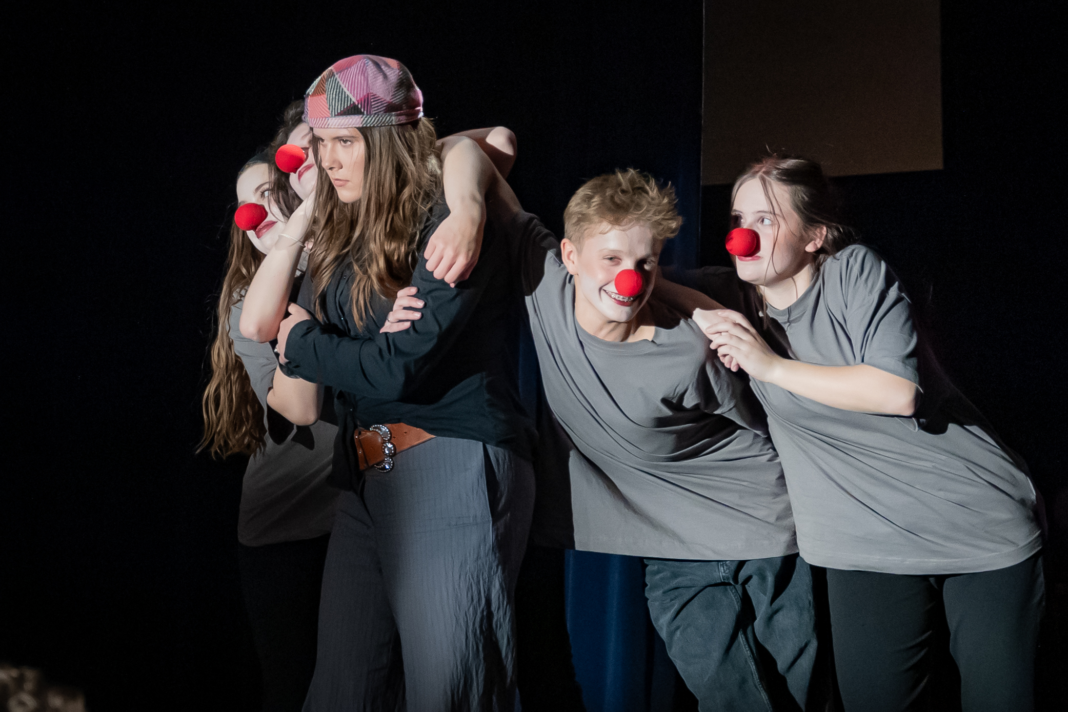 Theaterfest am EMG: "Der Revisor" und "In der Wörterfabrik"